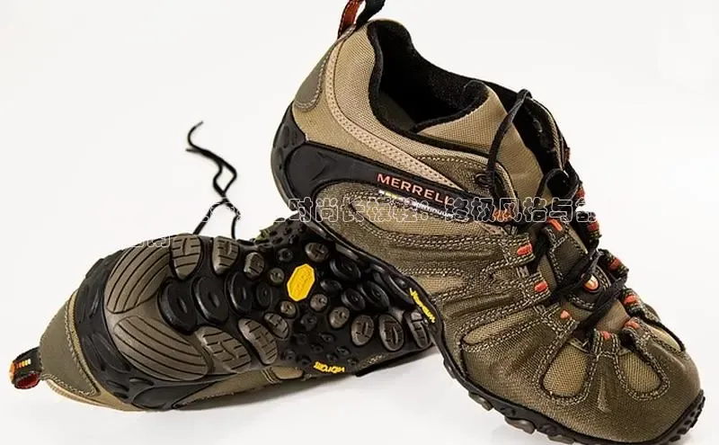 意昂3手游官网下载百度信誉2024 年夏季男士时尚长板鞋：终极风格与舒适
度指南